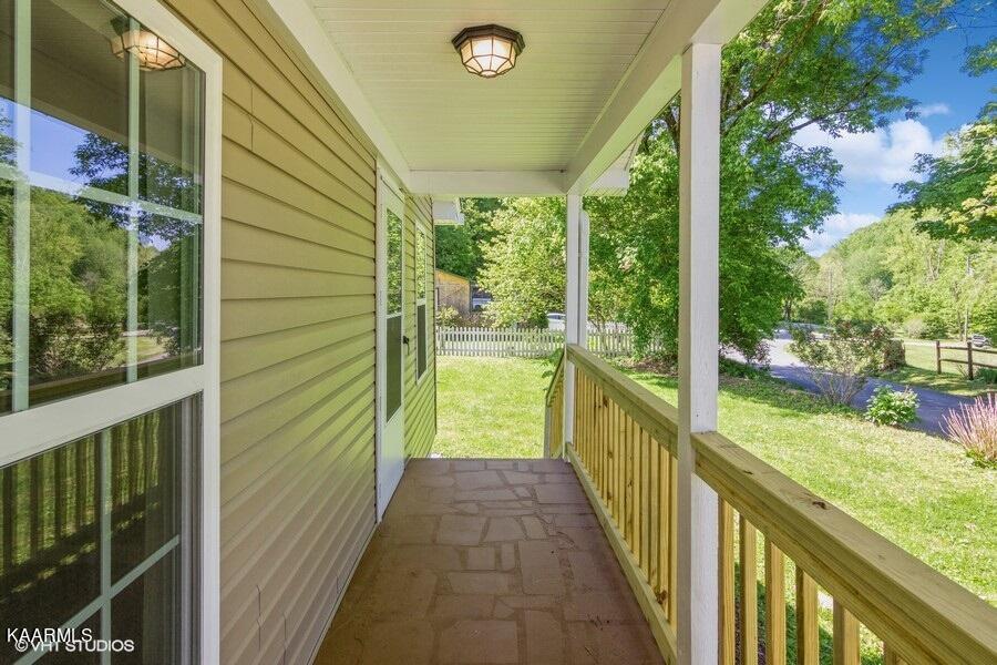 571 Half Moon Road Oliver Springs, TN 37840 - Photo 3 of 14 03_571HalfMoonRd_2003_LowRes