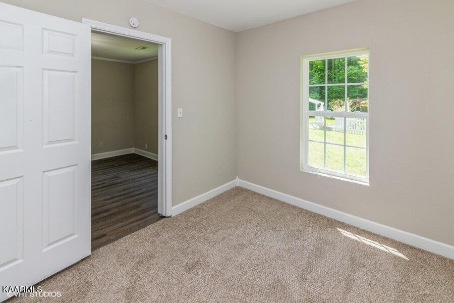 571 Half Moon Road Oliver Springs, TN 37840 - Photo 8 of 14 08_571HalfMoonRd_2010_LowRes
