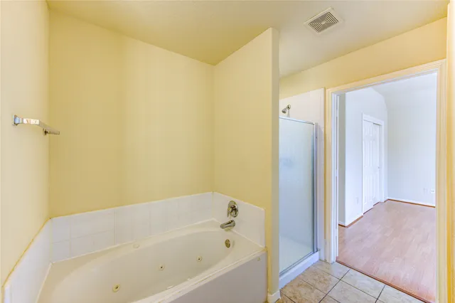 $2,195 | 19506 Lighthouse Scene Lane, Cypress, TX 77433