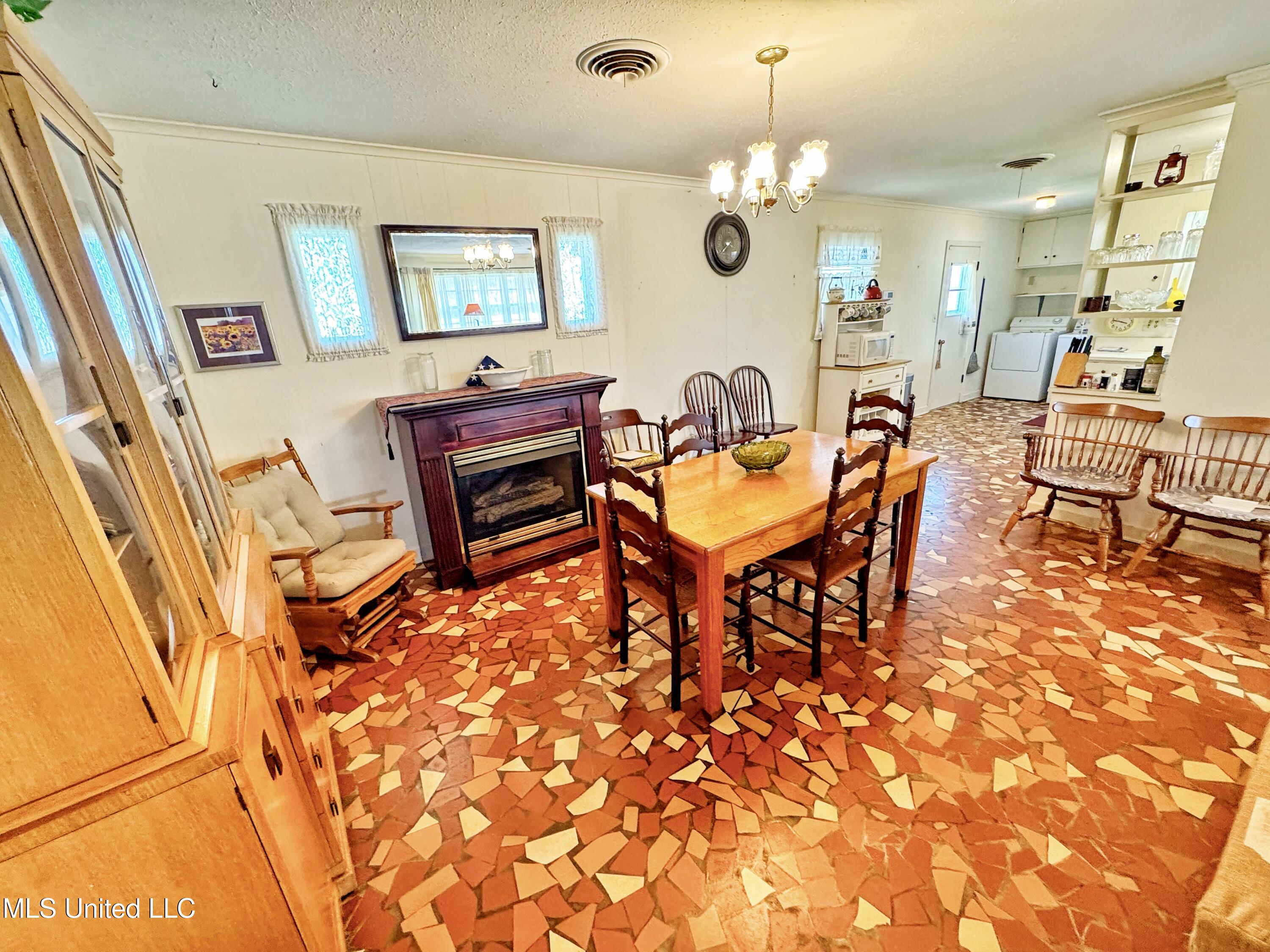 694 Hopson Street Tutwiler, MS 38963 - Photo 12 of 24 IMG_5785