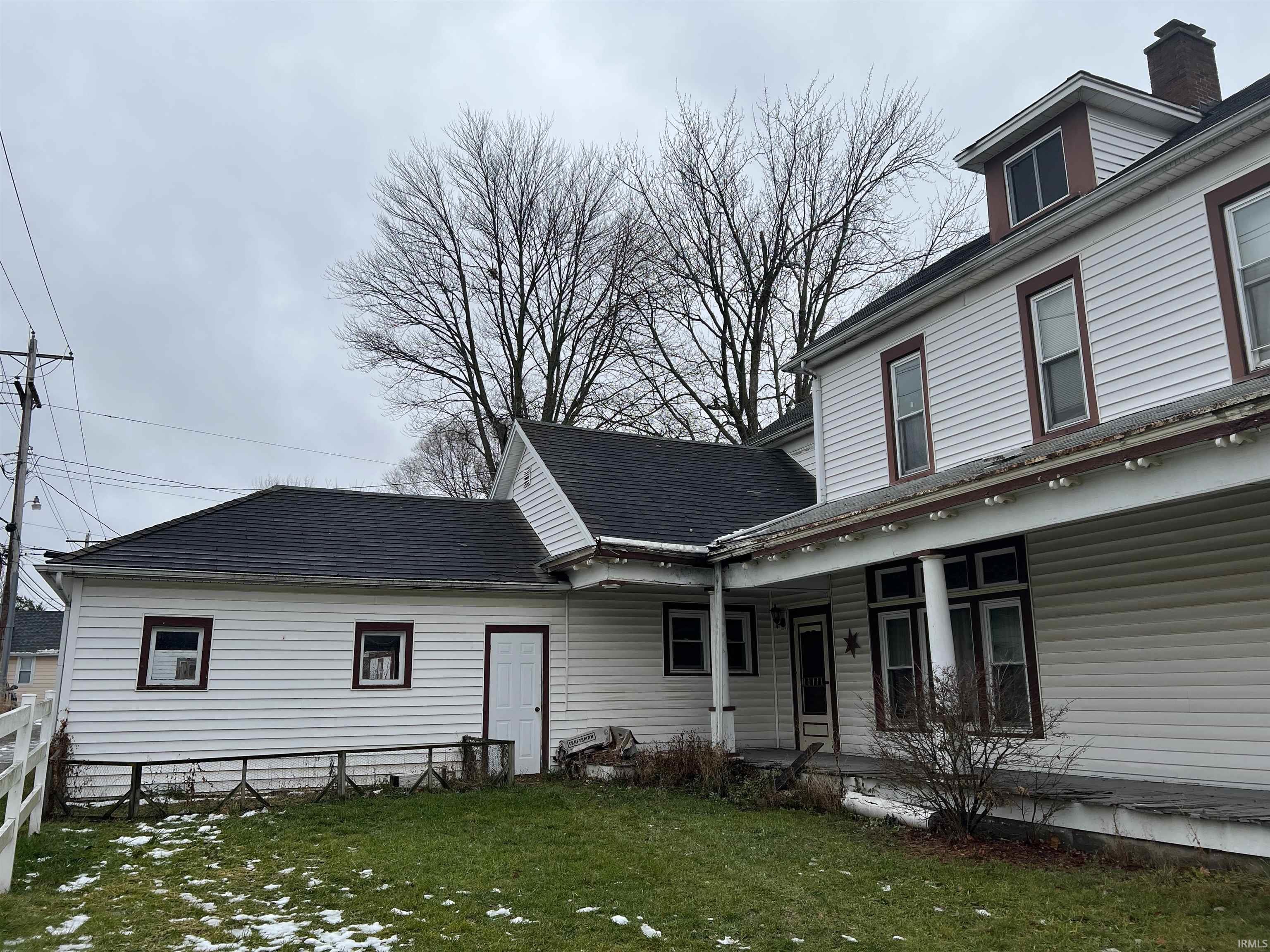 221 North 3rd Street Decatur, IN 46733 - Photo 2 of 36