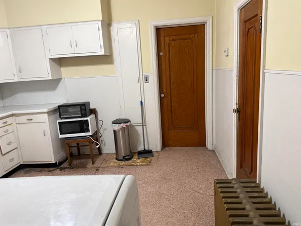 $139,999 | 221 North 3rd Street, Decatur, IN 46733