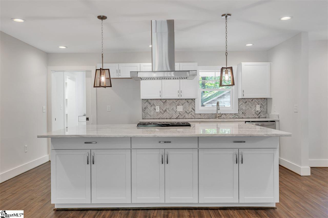 3100 Edwards Road Taylors, SC 29687 - Photo 8 of 36 Gallery Image 8