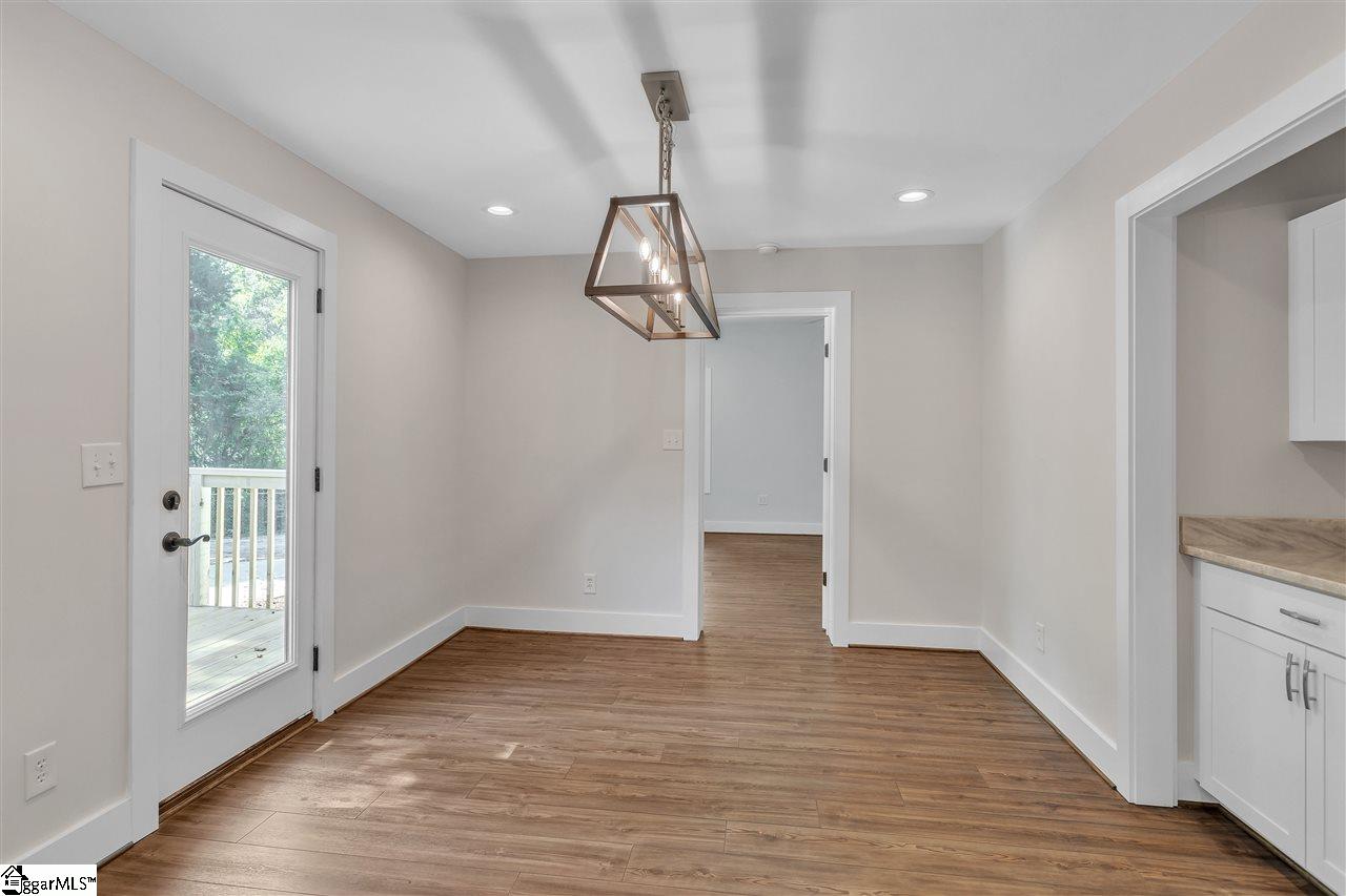 3100 Edwards Road Taylors, SC 29687 - Photo 10 of 36 Gallery Image 10