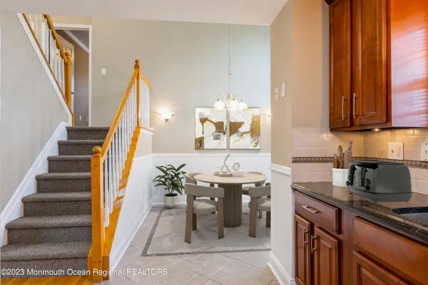 $3,990 | 34 Chimney Court, Unit 181, Laurence Harbor, NJ 08879