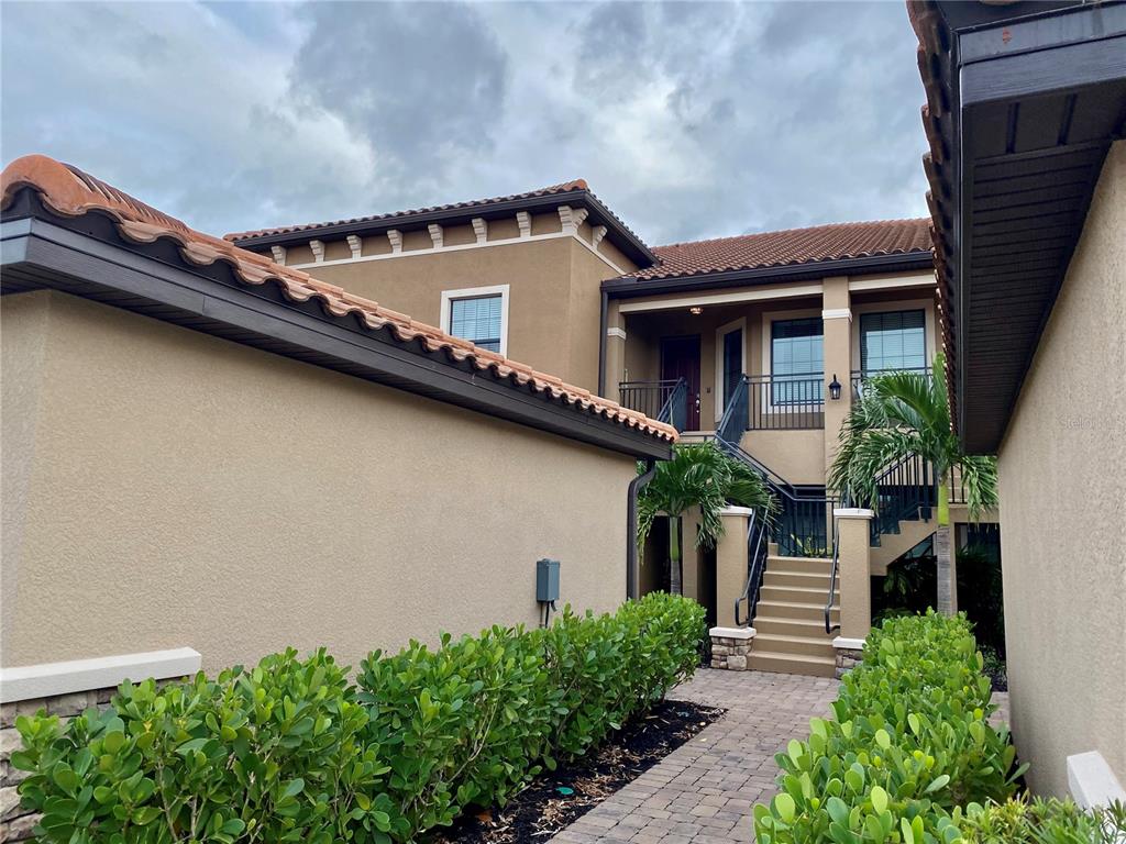 13710 Messina Loop, Unit 203 Bradenton, FL 34211 - Photo 2 of 24