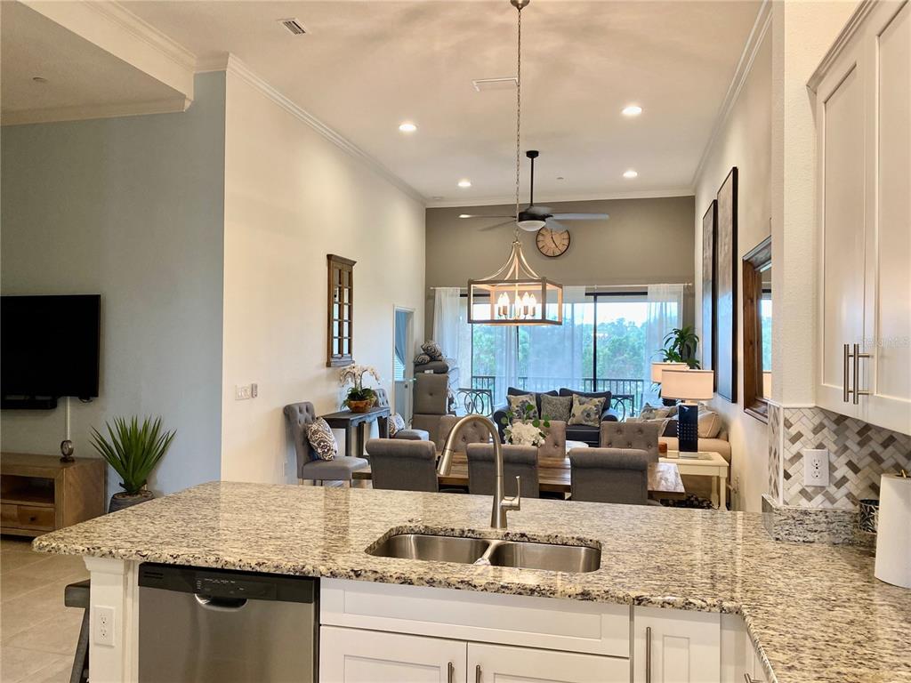 13710 Messina Loop, Unit 203 Bradenton, FL 34211 - Photo 6 of 24