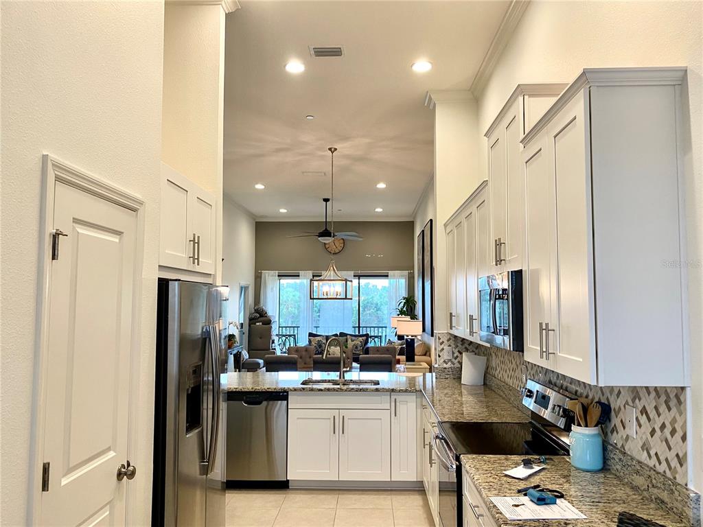 13710 Messina Loop, Unit 203 Bradenton, FL 34211 - Photo 9 of 24