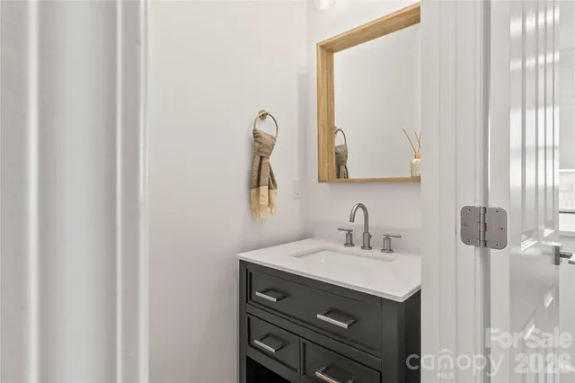 $524,000 | 520 Catawba Avenue, Davidson, NC 28036