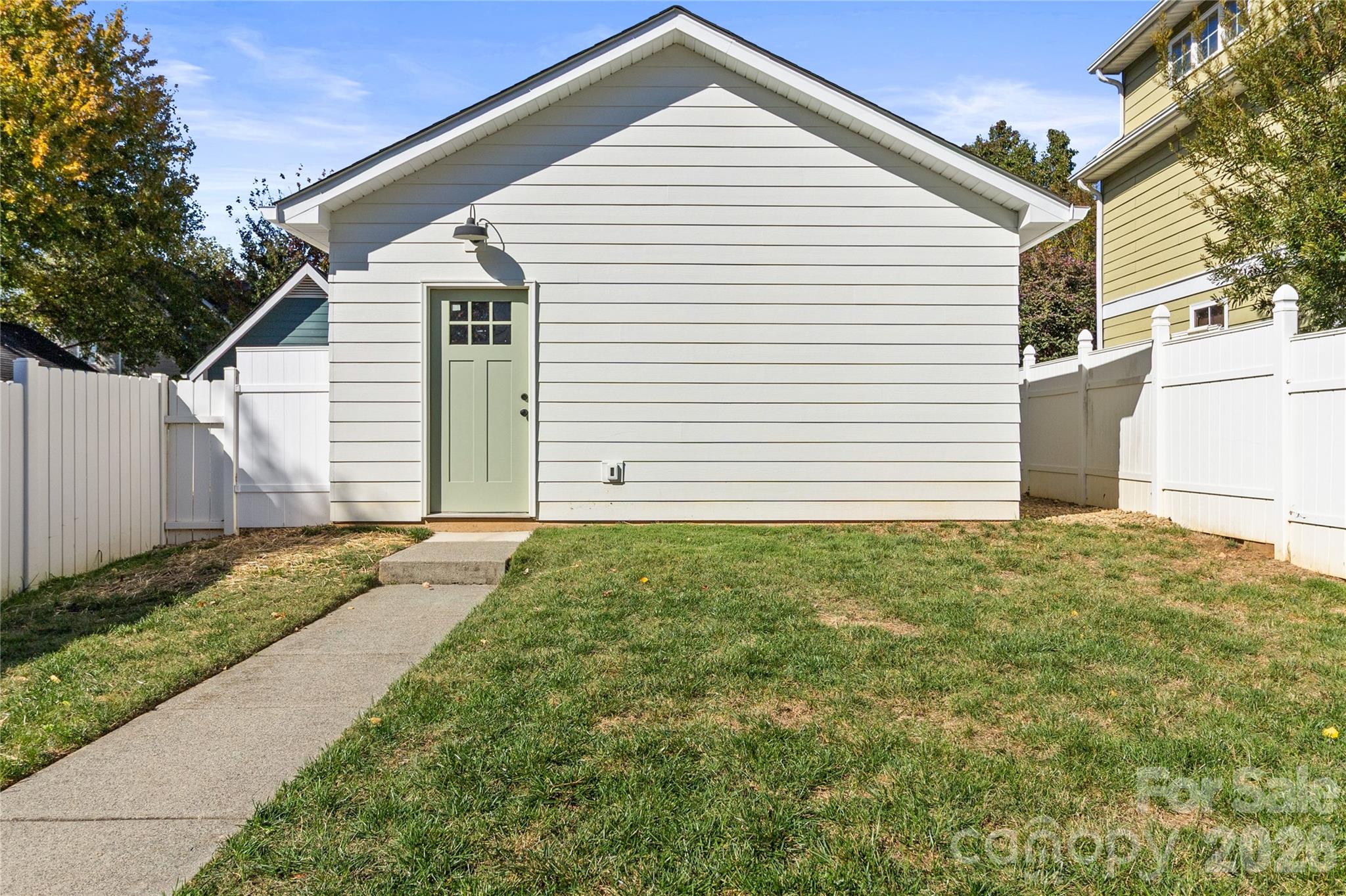 520 Catawba Avenue Davidson, NC 28036 - Photo 32 of 44