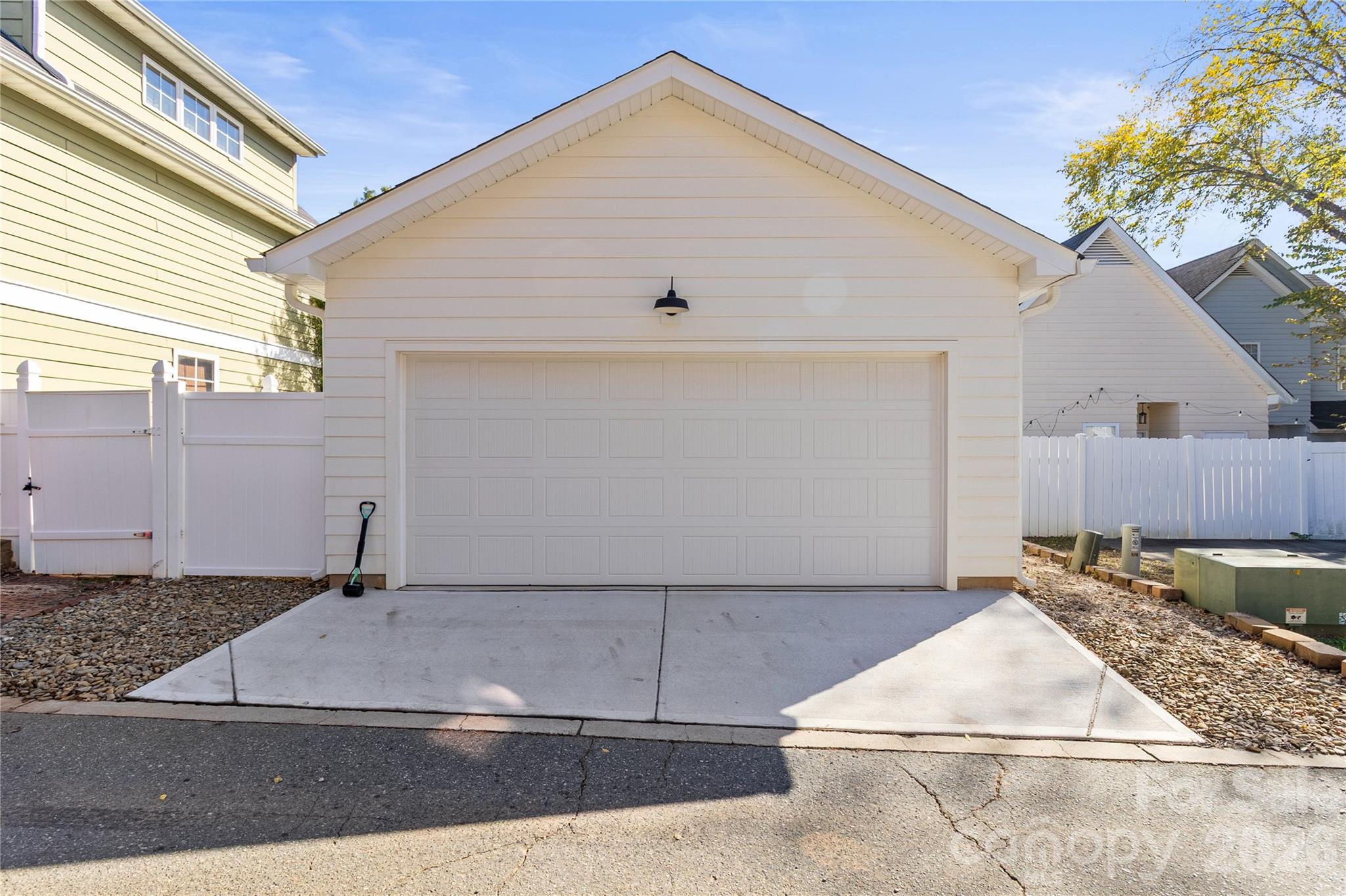 520 Catawba Avenue Davidson, NC 28036 - Photo 33 of 44