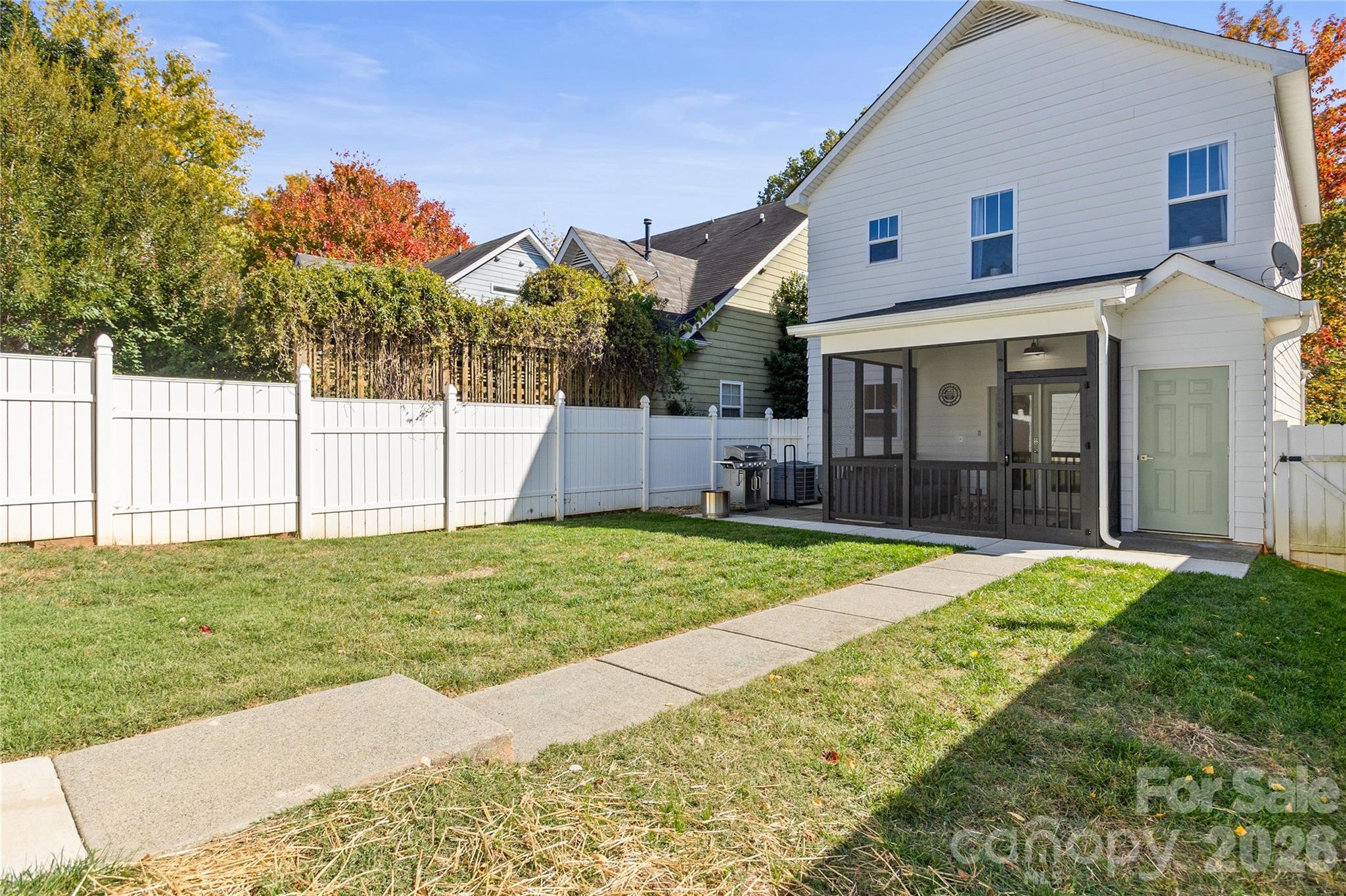 520 Catawba Avenue Davidson, NC 28036 - Photo 35 of 44