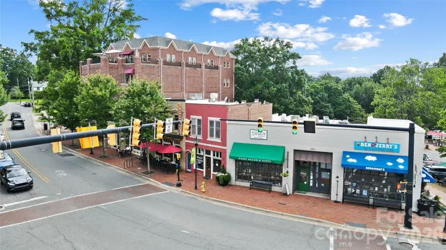$524,000 | 520 Catawba Avenue, Davidson, NC 28036