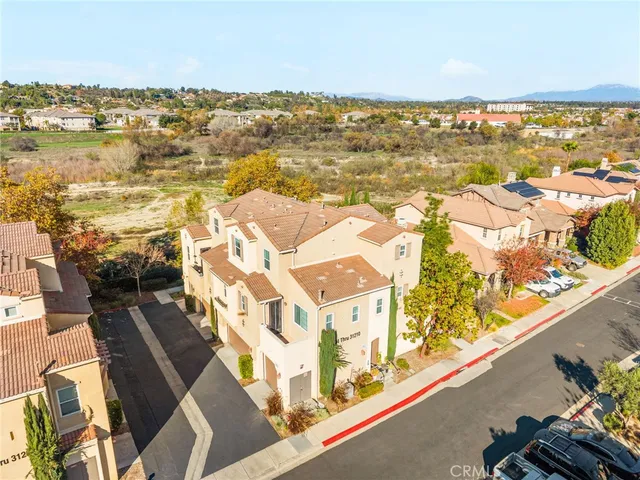 $500,000 | 31210 Strawberry Tree Lane, Unit 52, Temecula, CA 92592