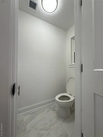 $4,000 | 134 Cedar Lane, Medford, NY 11763