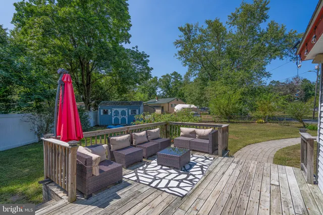 $295,999 | 121 Delwyn Lane, Williamstown, NJ 08094