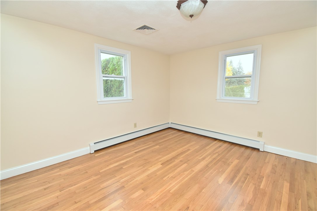 70 Eagle Road Cranston, RI 02920 - Photo 7 of 10 Gallery Image 7