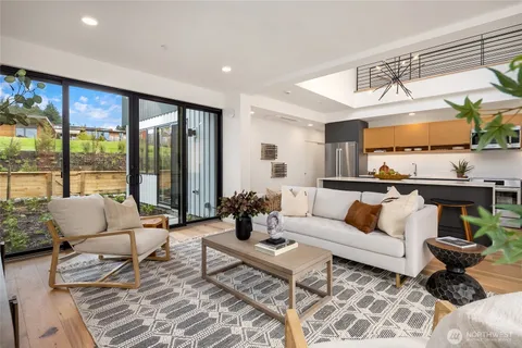 a view of back yard of the house