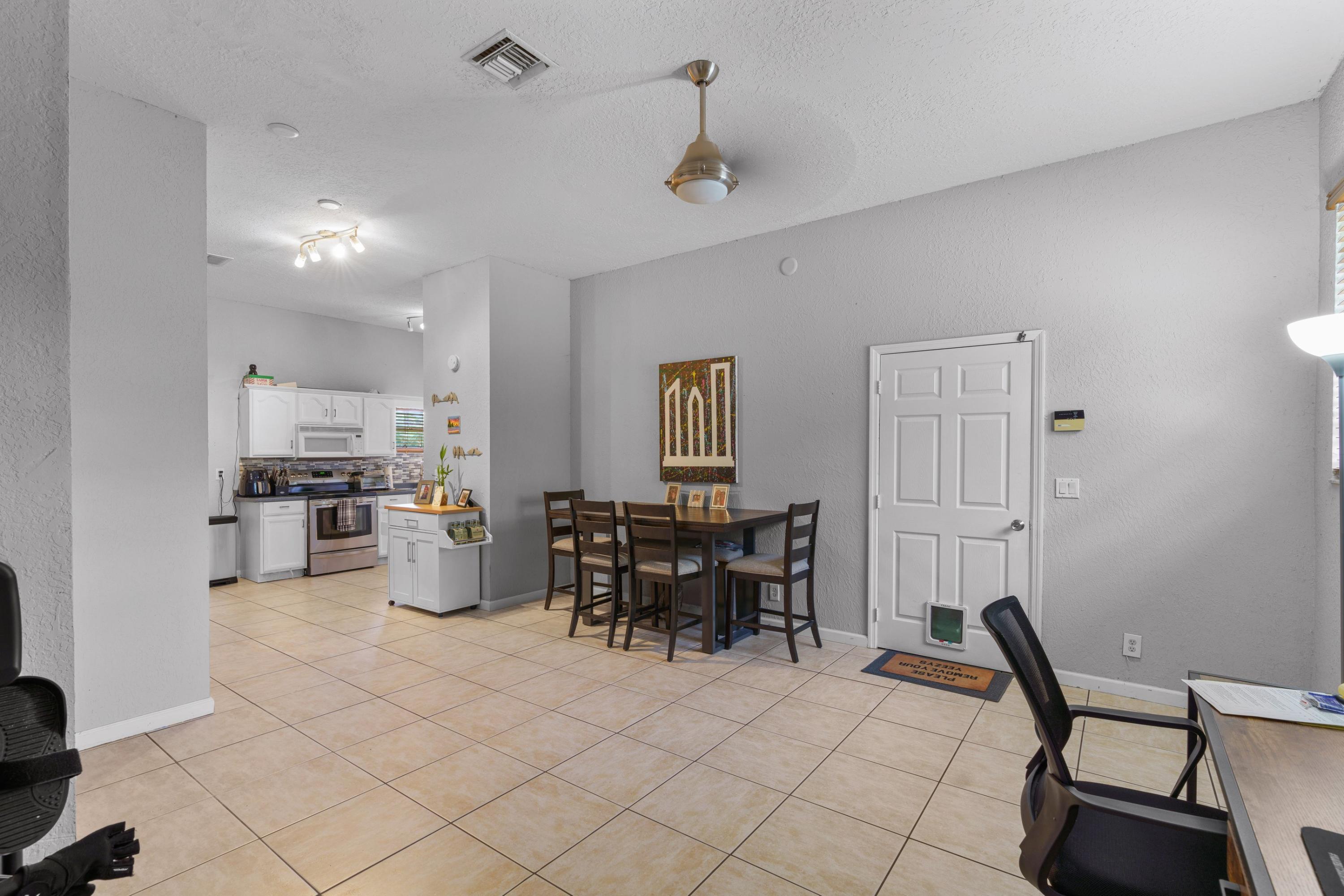 5144 3rd Road Lake Worth, FL 33467 - Photo 25 of 47 GH Dining/Family