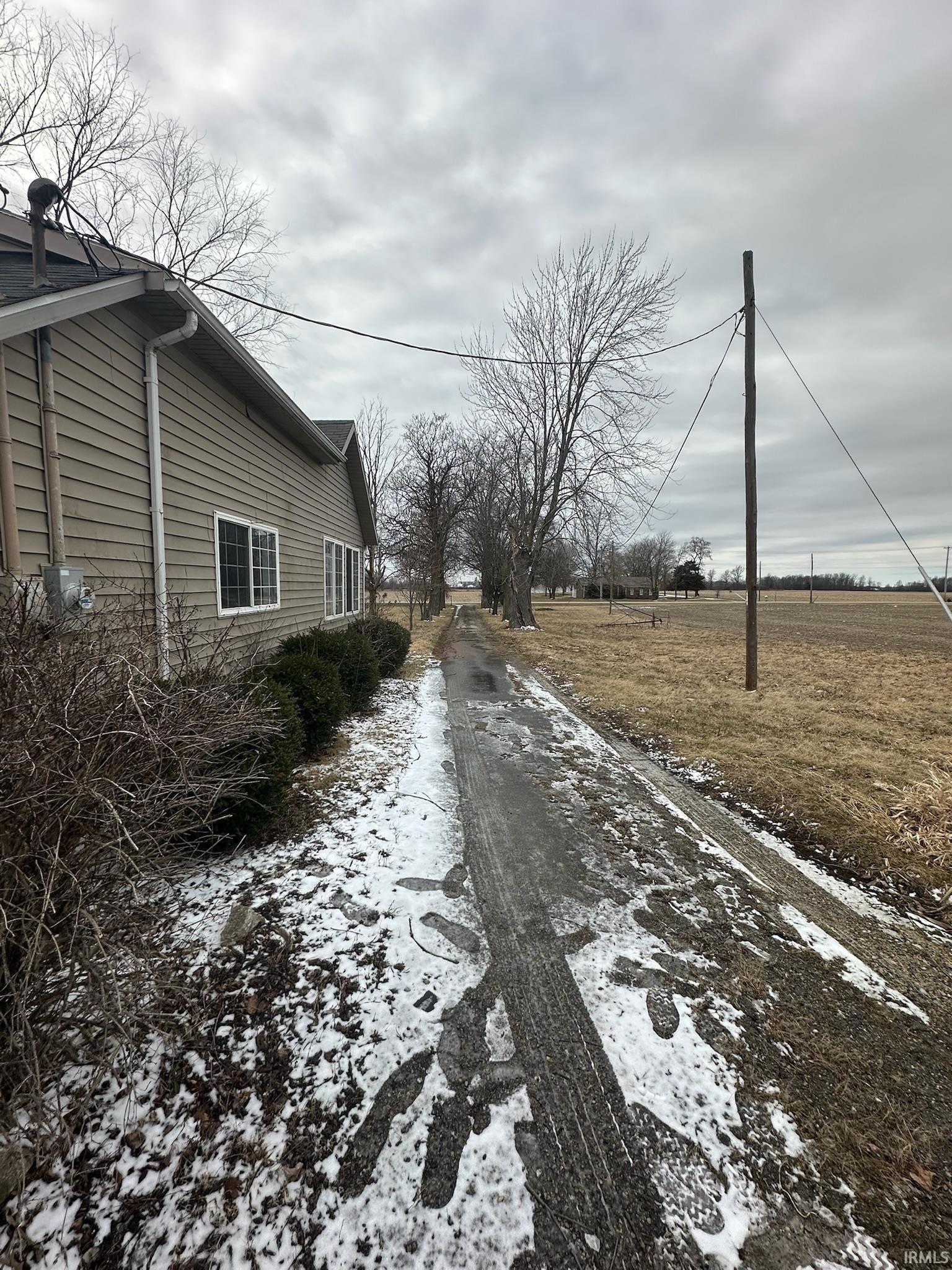 4701 Highway 1 Redkey, IN 47373 - Photo 14 of 29