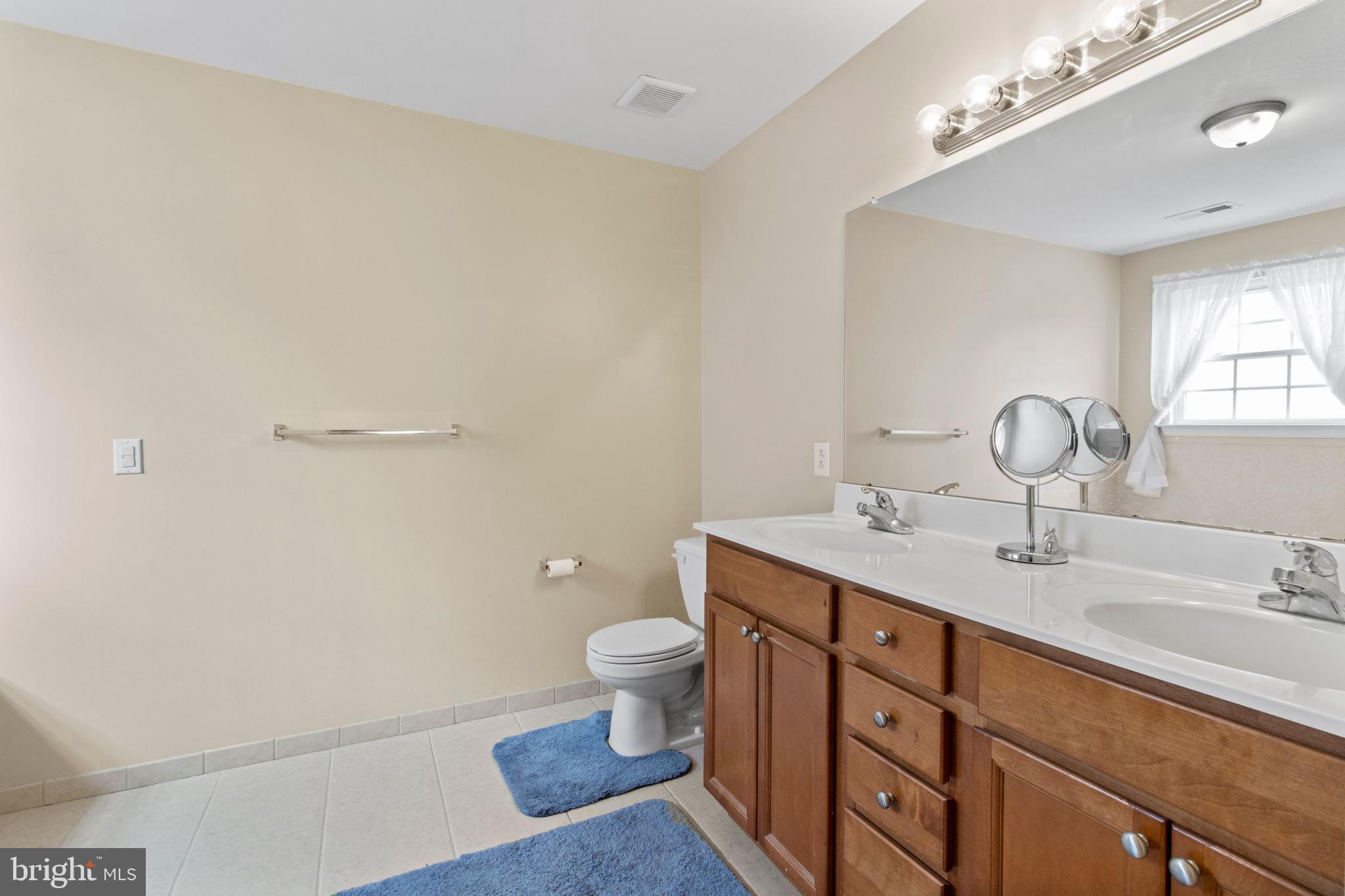 2746 Applehouse Road Philadelphia, PA 19114 - Photo 22 of 30 Gallery Image 22