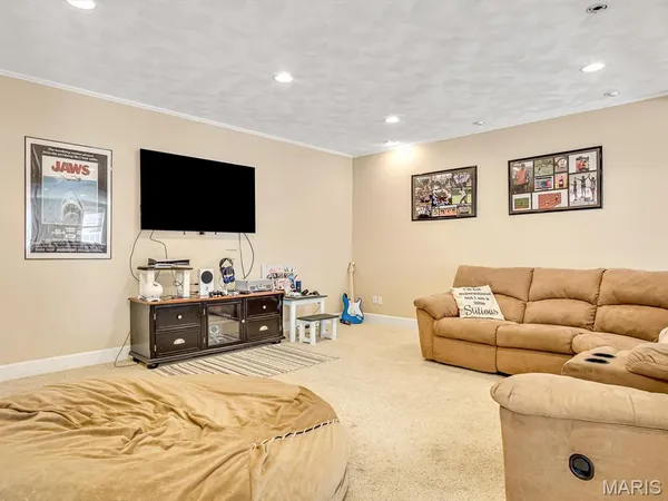 $409,900 | 624 Katie Drive, Waterloo, IL 62298