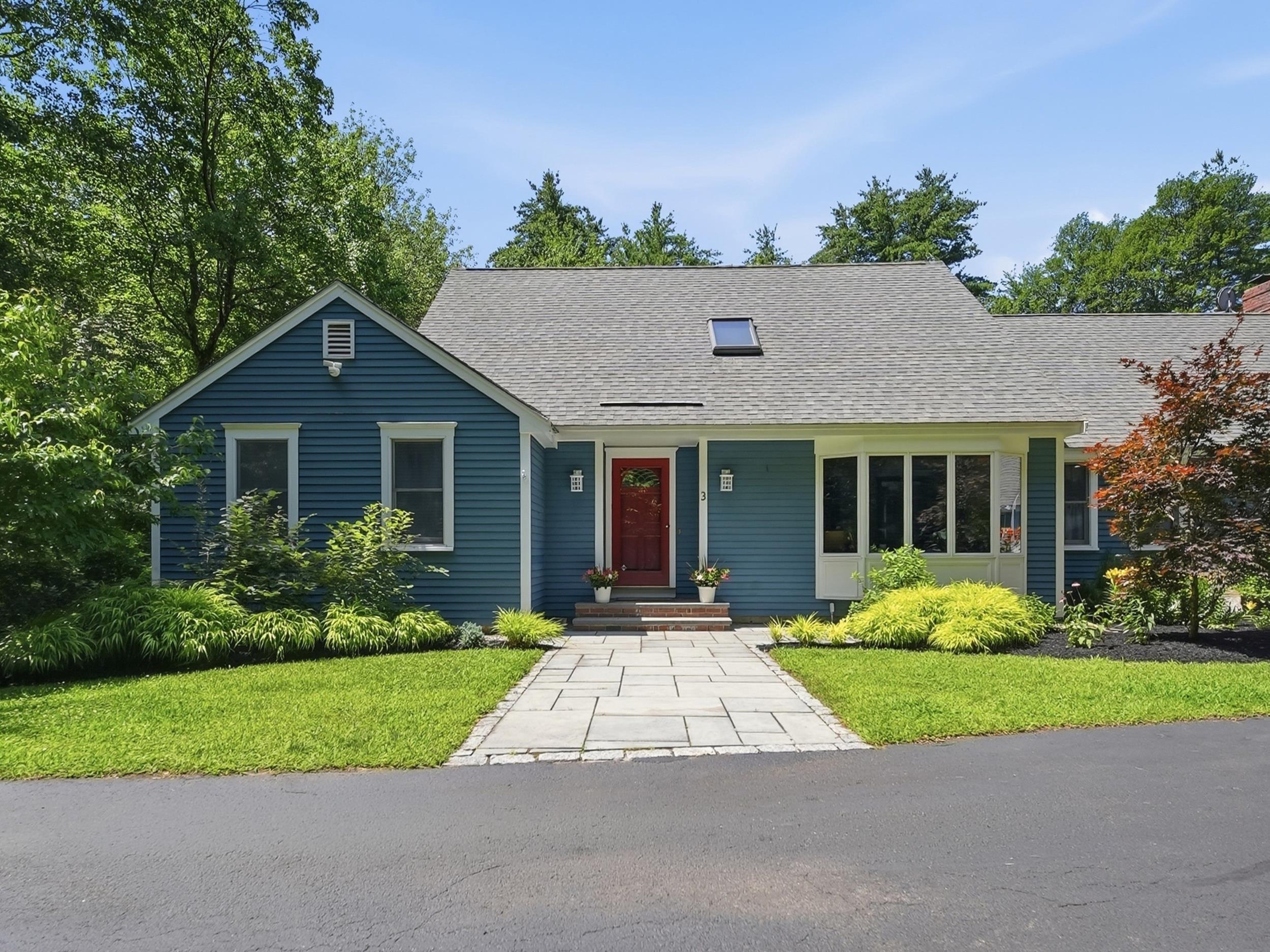 3 Indian Ridge Road Atkinson, NH 03811 - Photo 3 of 13