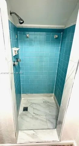 $3,100 | 821 West 39th Street, Unit 1, Miami Beach, FL 33140