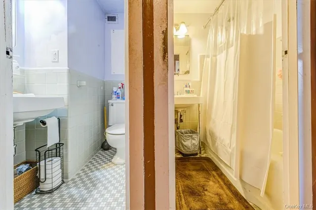 $235,000 | 8 Fordham Hill Ovl, Unit 12C | University Heights