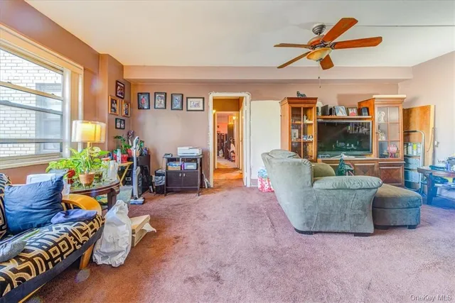 $235,000 | 8 Fordham Hill Ovl, Unit 12C | University Heights