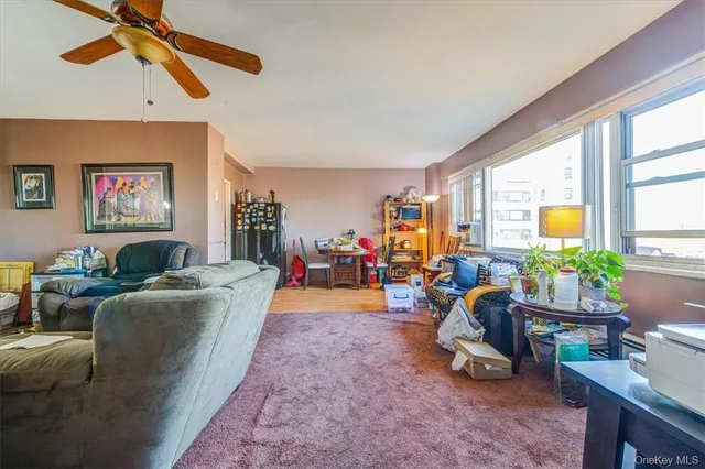 $235,000 | 8 Fordham Hill Ovl, Unit 12C | University Heights