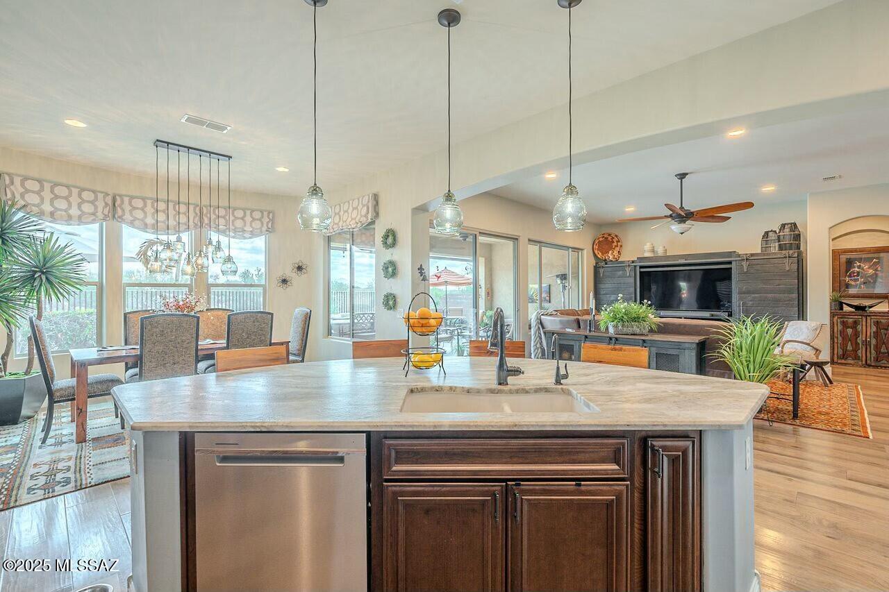 13918 North Rim Trail Marana, AZ 85658 - Photo 22 of 48