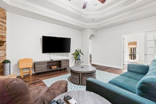 43 Secret Street Freeport, FL 32439 - Photo 6 of 77 large-019ce779-7ce7-7109-9aba-9f31167773