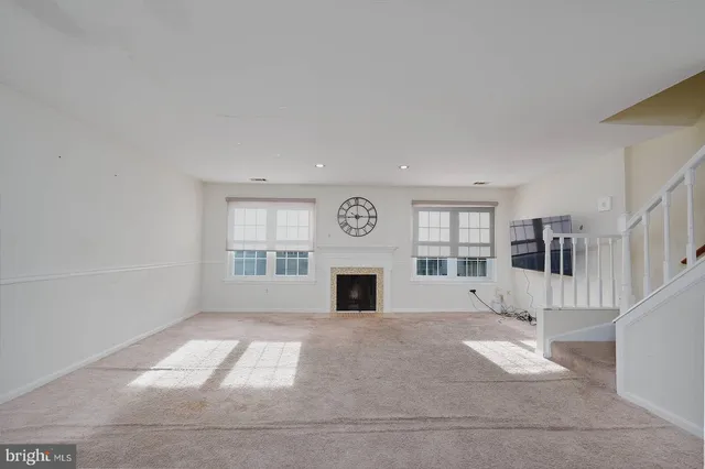 $330,000 | 1715 Hart Court, Crofton, MD 21114