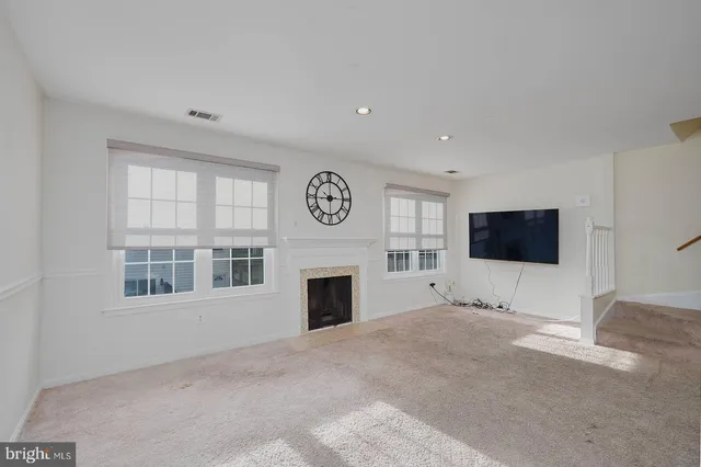 $330,000 | 1715 Hart Court, Crofton, MD 21114