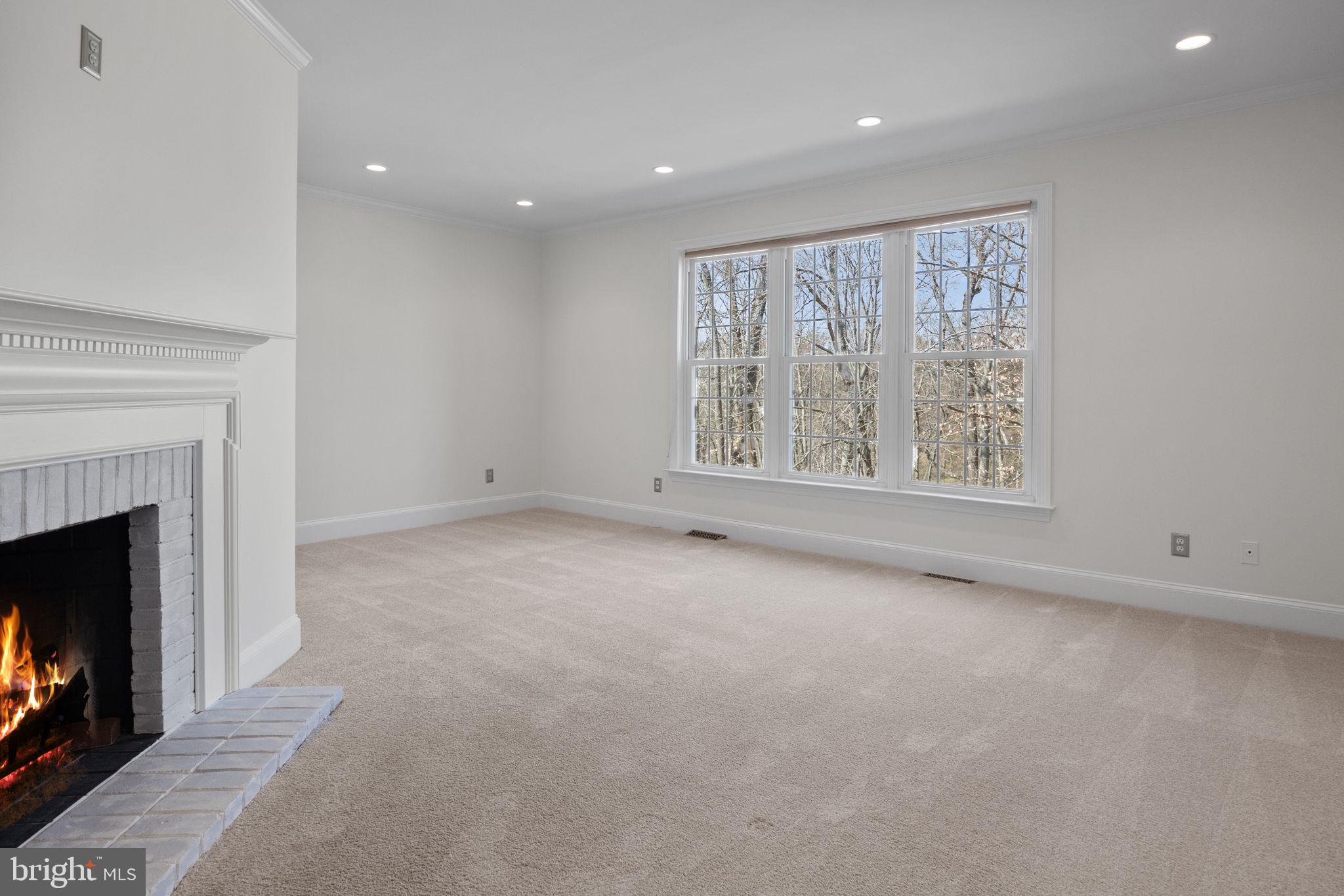 33 Sentinel Road, Unit 136 Washington Crossing, PA 18977 - Photo 4 of 33 Gallery Image 4