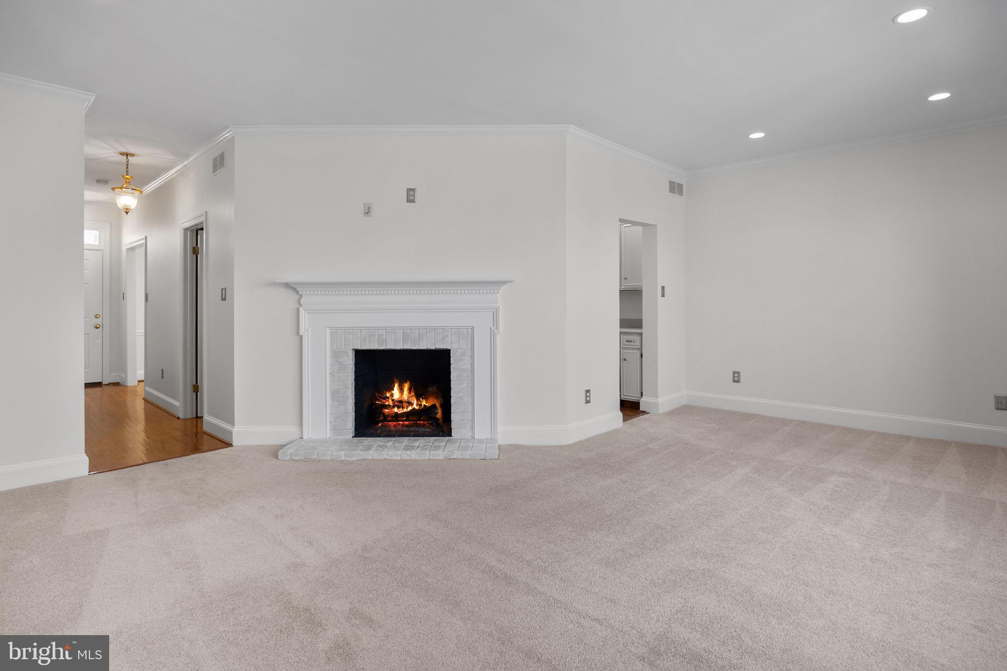 33 Sentinel Road, Unit 136 Washington Crossing, PA 18977 - Photo 5 of 33 Gallery Image 5