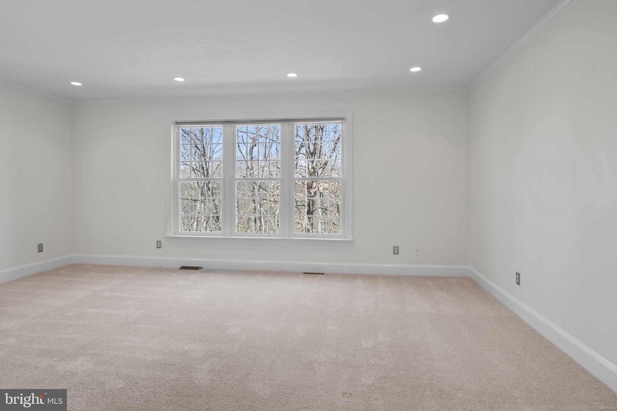 33 Sentinel Road, Unit 136 Washington Crossing, PA 18977 - Photo 7 of 33 Gallery Image 7