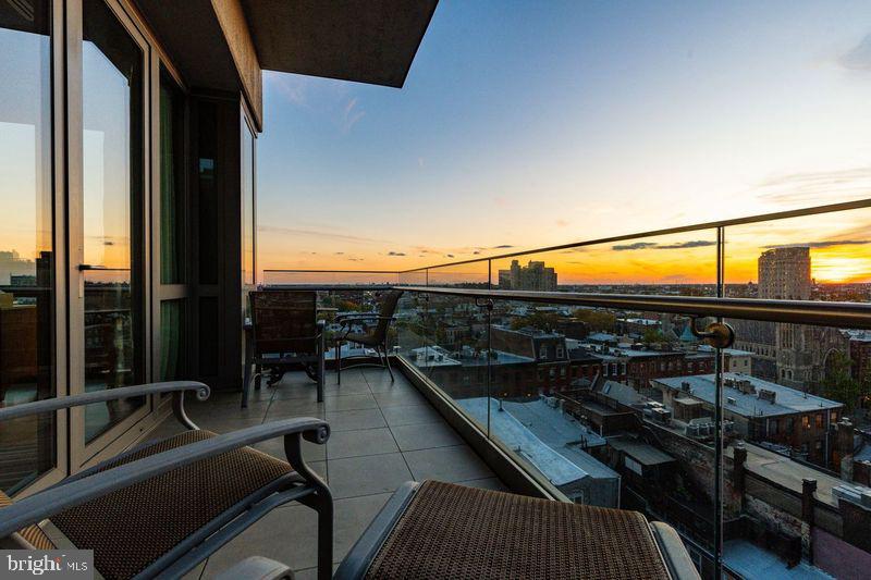 1706 Rittenhouse Square, Unit 801 Philadelphia, PA 19103 - Photo 21 of 48 Terrace Sunset