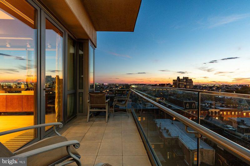 1706 Rittenhouse Square, Unit 801 Philadelphia, PA 19103 - Photo 46 of 48 Gorgeous Sunset