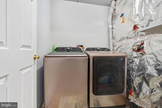 $374,900 | 1865 Tiger Lily Circle, Woodbridge, VA 22192