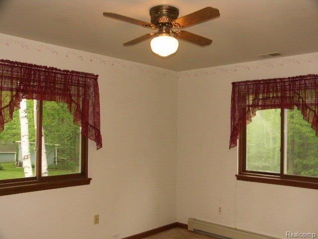 3820 State Road Fort Gratiot, MI 48059 - Photo 9 of 25 bed 2