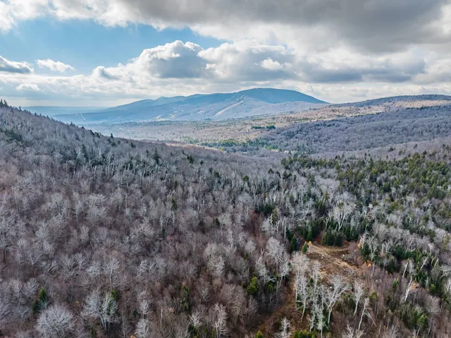 $499,000 | 706 Vermont Rte 100, Stratton, VT 05360