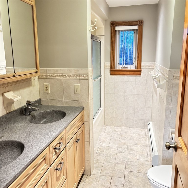 903 Prospect Street, Unit 2 Somerset, MA 02726 - Photo 8 of 14