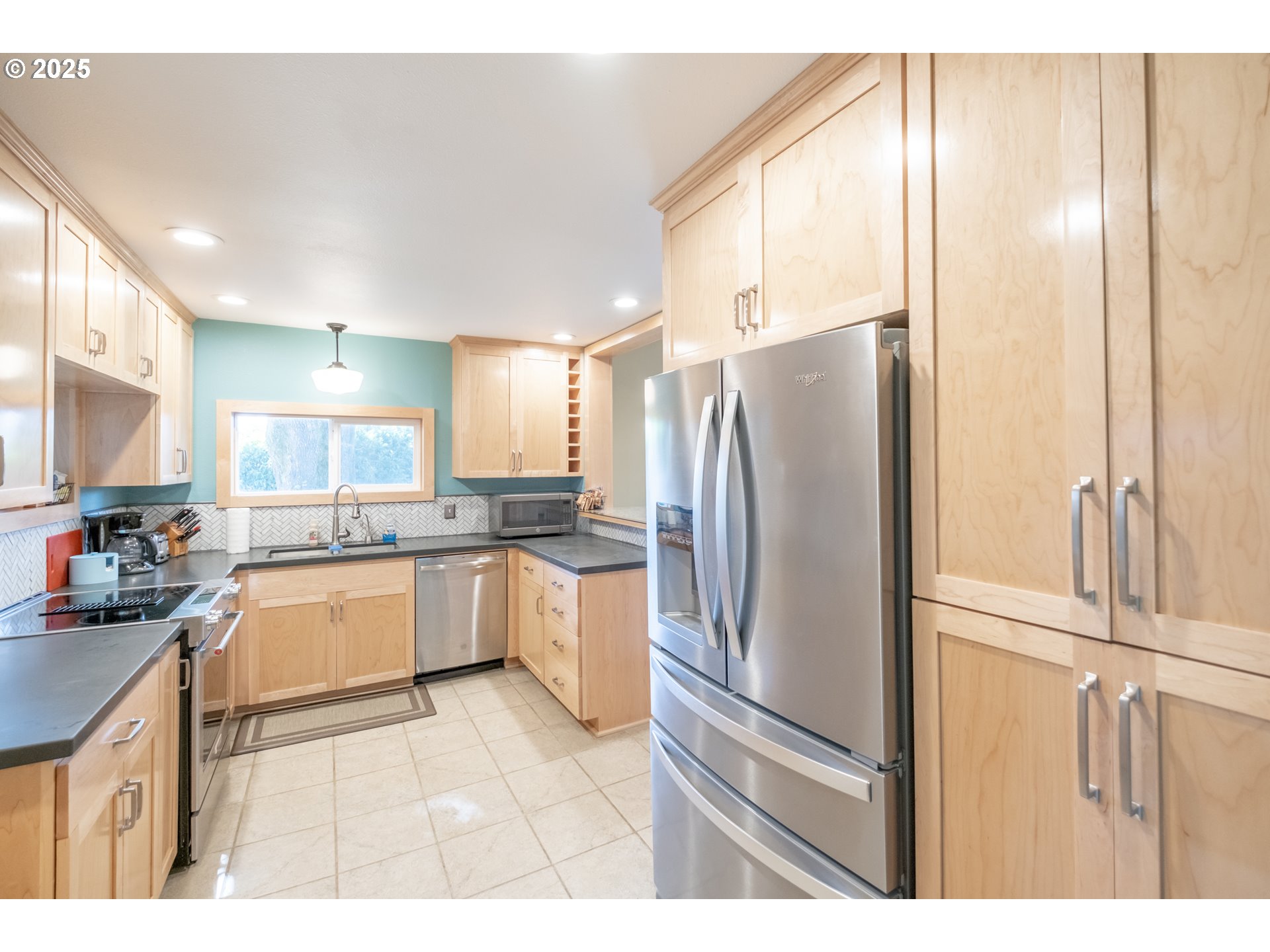 92815 River Road Junction City, OR 97448 - Photo 25 of 48 Gallery Image 25