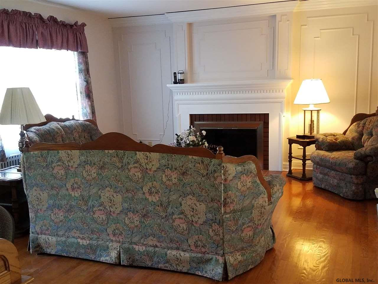 12 Warren Street Guilderland, NY 12203 - Photo 3 of 11 Photo 3