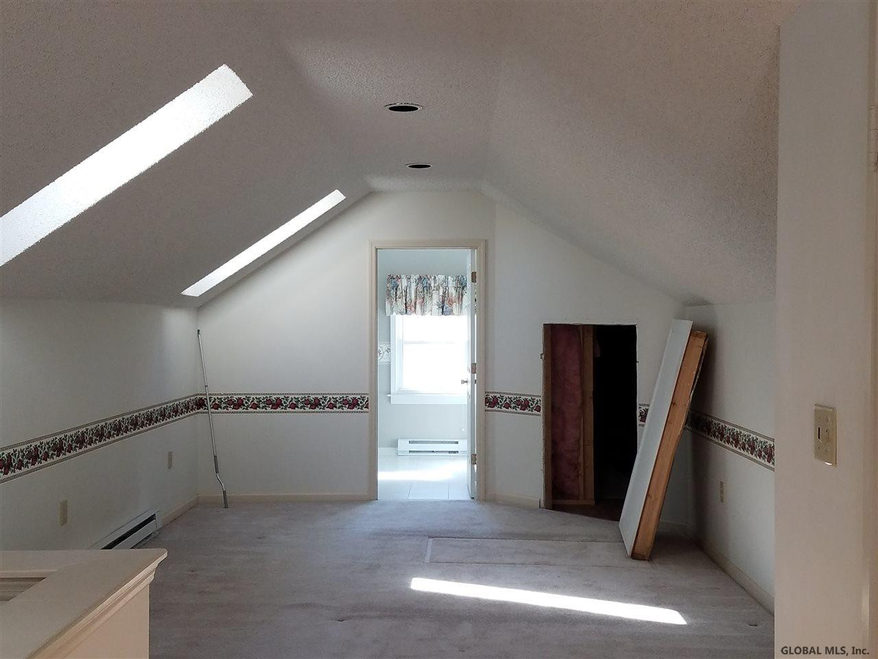 12 Warren Street Guilderland, NY 12203 - Photo 5 of 11 Photo 5