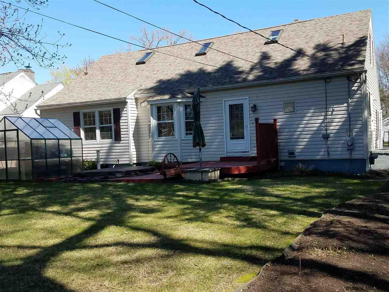 12 Warren Street Guilderland, NY 12203 - Photo 9 of 11 Photo 9