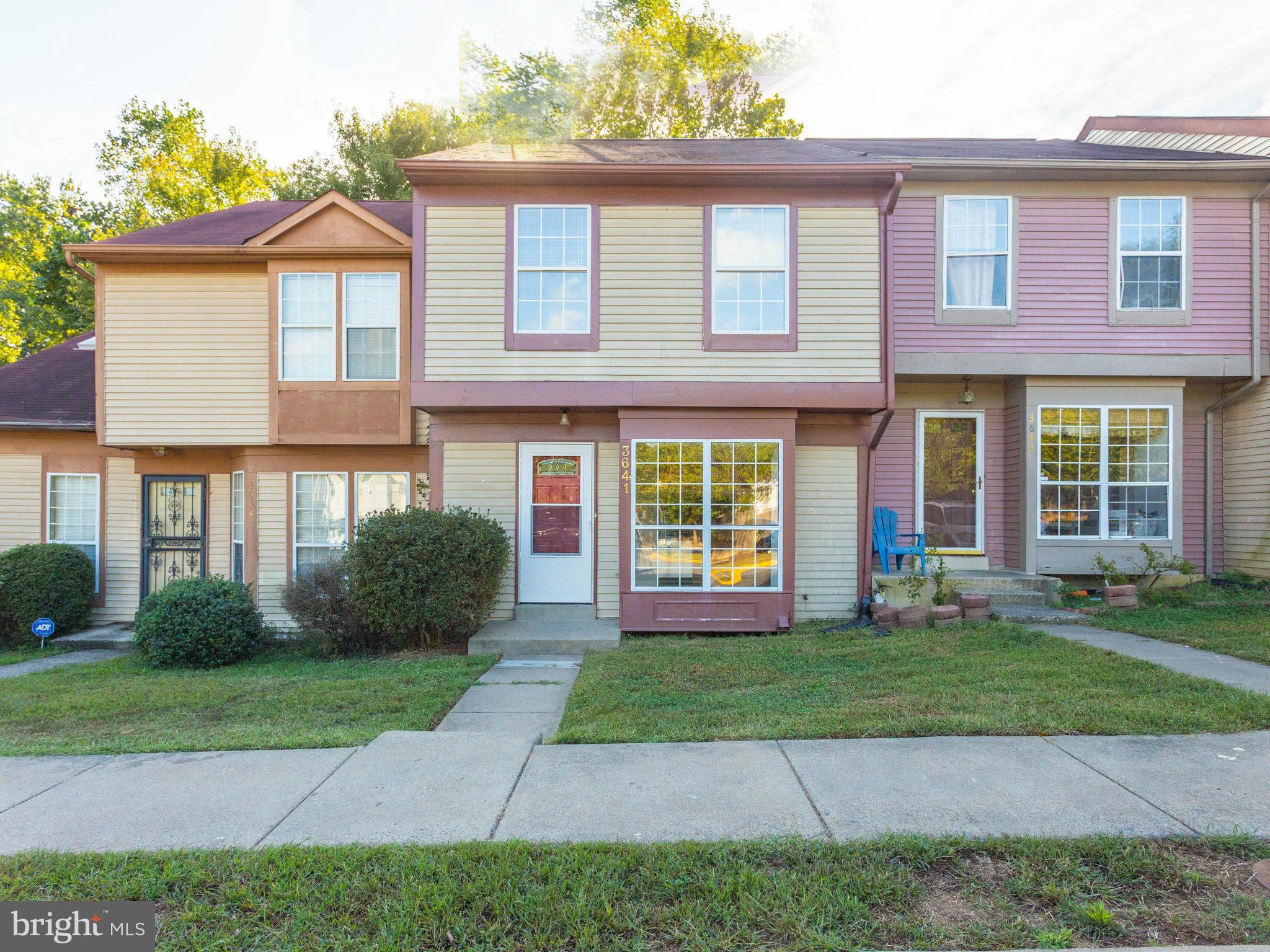 3641 Crows Nest Point Triangle, VA 22172 - Photo 1 of 30 Exterior (Front)