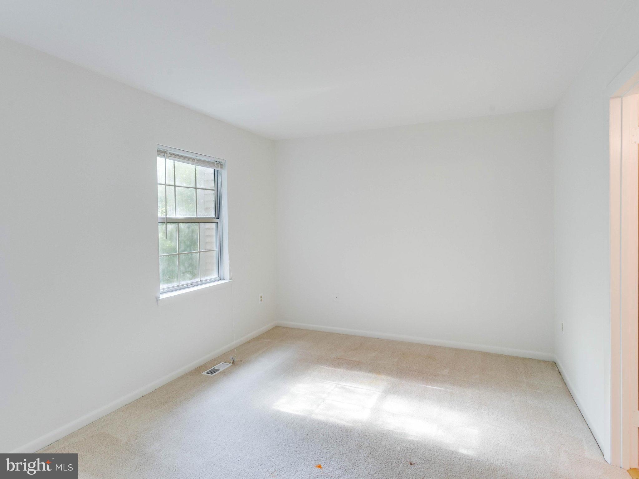 3641 Crows Nest Point Triangle, VA 22172 - Photo 18 of 30 Bedroom (Master)